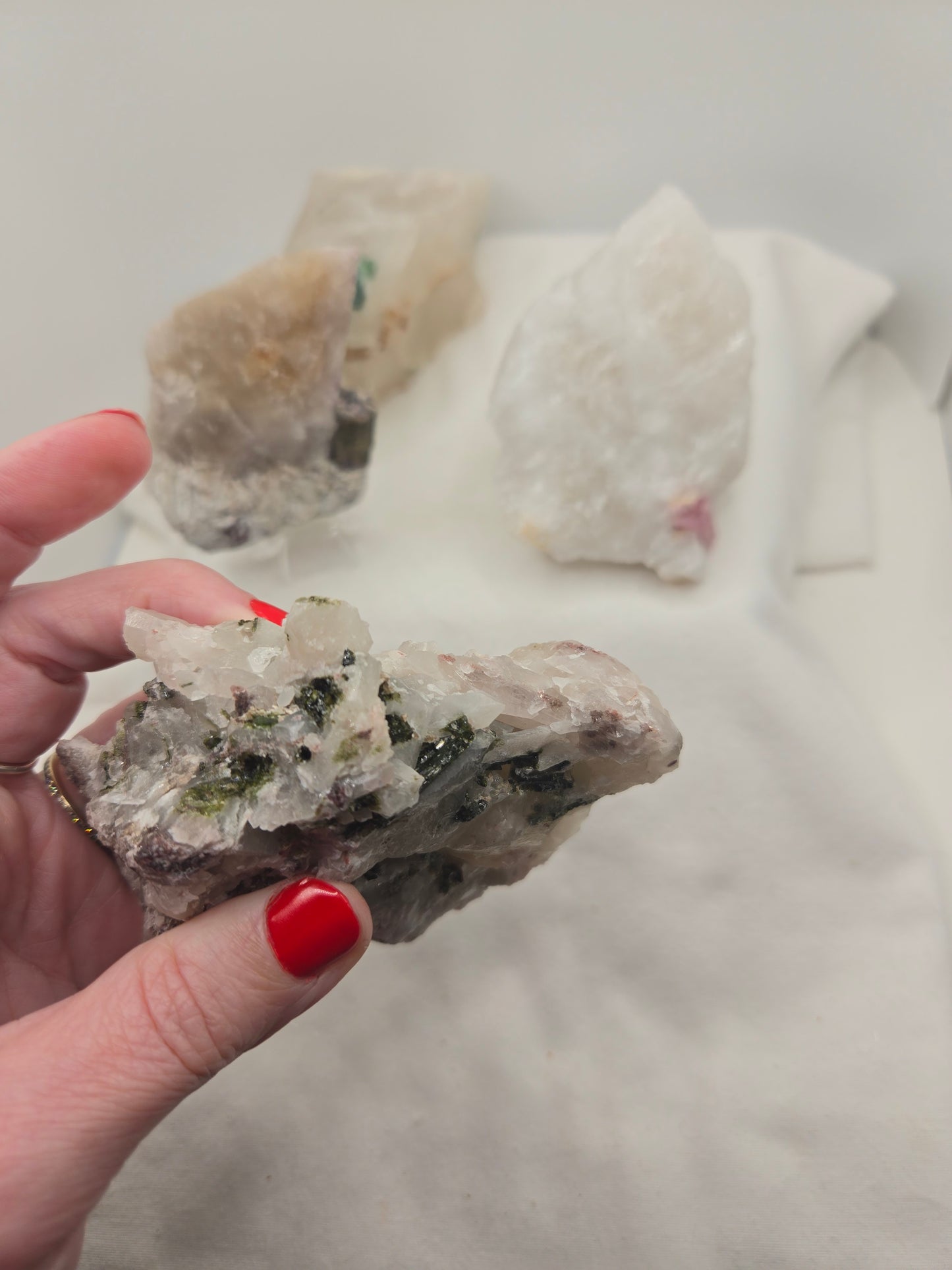 Tourmaline in Quartz