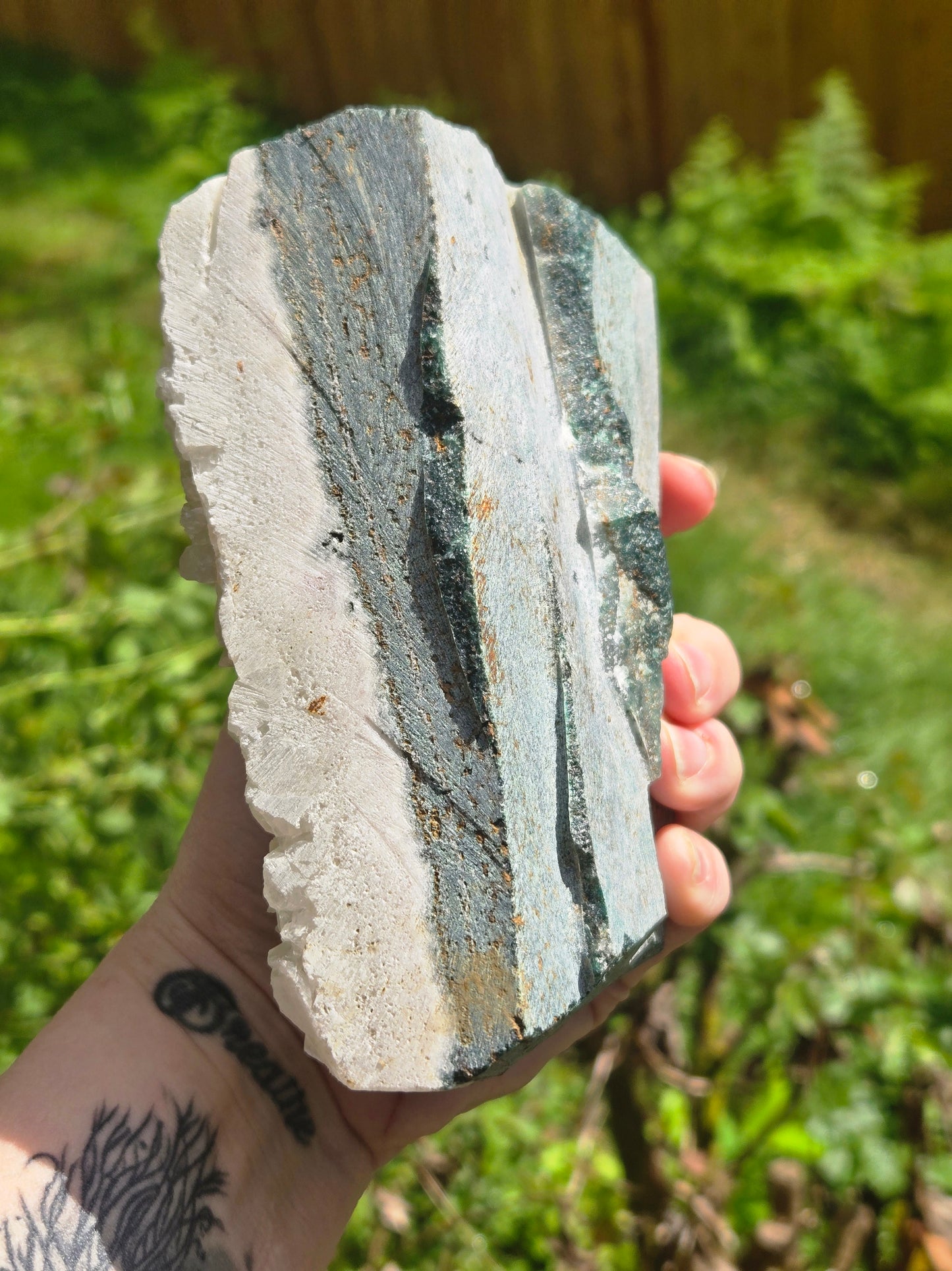 Apopholite Large