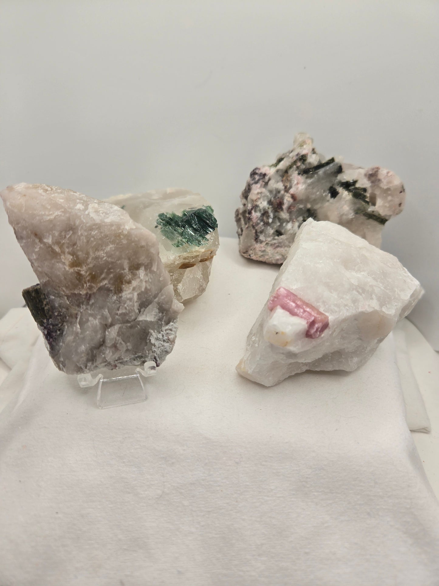 Tourmaline in Quartz