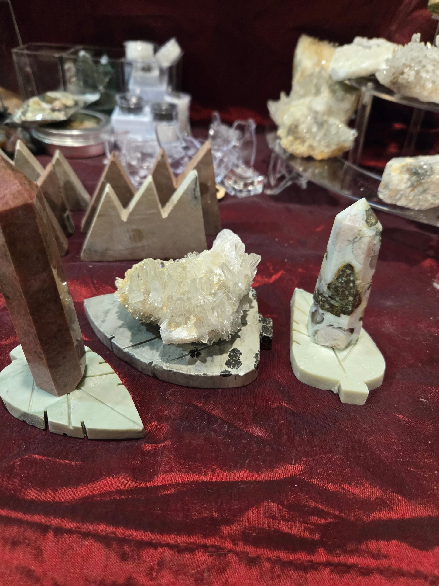 Jasper Leaf and Mountain Carvings